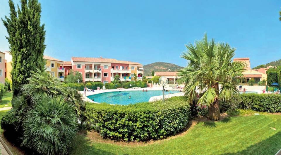 Appartement Piscine Mer Montagne Les Issambres Exterior photo